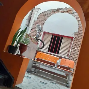 Wanderlust G Hostal